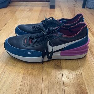 Nike Waffle One Shoes